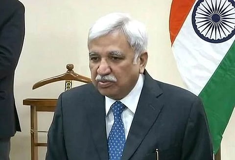 டெல்லியில் நாடாளுமன்ற தேர்தல் முன்னேற்பாடுகள் குறித்து தேர்தல் கமிஷன் ஆலோசனை - தமிழக தலைமை தேர்தல் அதிகாரி பங்கேற்பு