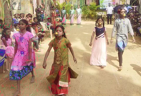 அரசு பள்ளியில் சமத்துவ பொங்கல் விழா