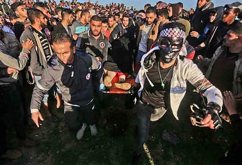 இஸ்ரேல் ராணுவ தாக்குதலில் பாலஸ்தீன பெண் பலி; 10 பேர் படுகாயம்