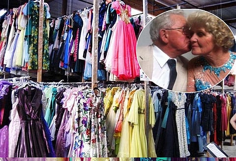 அணிந்த ஆடையை அணியக்கூடாது மனைவிக்கு 55 ஆயிரம் ஆடைகள் வாங்கி கொடுத்த கணவர்