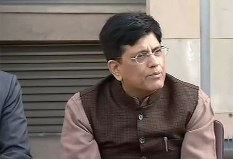 டெல்லி-வாரணாசி இடையிலான அதிவேக ரெயிலுக்கு ‘வந்தே பாரத் எக்ஸ்பிரஸ்' என பெயரிடப்பட்டது