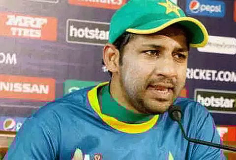 இனவெறி பேச்சு பாகிஸ்தான் கேப்டன் சர்ப்ராஸ் அகமதுவுக்கு 4 போட்டிகளில் விளையாட தடை விதிப்பு