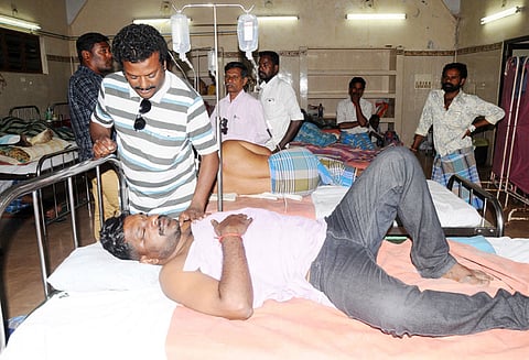 லாஸ்பேட்டையில் வீடு புகுந்து பா.ஜ.க. நிர்வாகி மீது சரமாரி தாக்குதல் போலீசார் விசாரணை