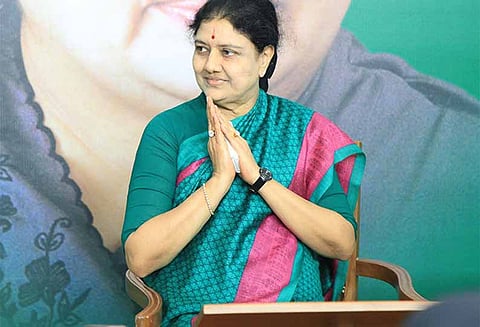 சசிகலா மீது 4 வழக்குகளில் குற்றச்சாட்டுகள் பதிவு