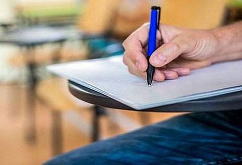 பிளஸ் 2 செய்முறை தேர்வு திட்டமிட்டபடி நடக்கும்; அரசு தேர்வு துறை இயக்குனர் தகவல்