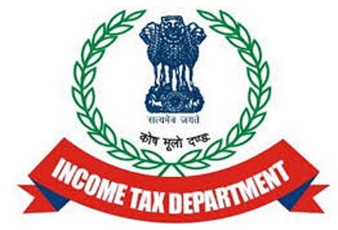 தர்மபுரியில் 3 பள்ளிகளில் வருமானவரி சோதனை ஆவணங்களை கைப்பற்றி அதிகாரிகள் விசாரணை