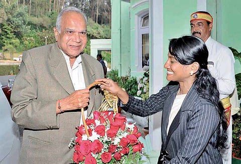 தேசிய அறிவியல் கருத்தரங்கம், கவர்னர் பன்வாரிலால் புரோகித் ஊட்டி வருகை