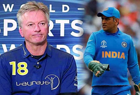 ஒரு நாள் கிரிக்கெட்டின் ஜீனியஸ் டோனி; ஸ்டீவ் வாக் புகழாரம்