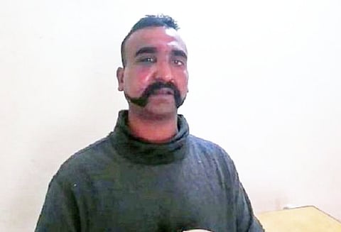 ‘போர்க்கைதி அபிநந்தன்’ பாகிஸ்தான் அறிக்கை