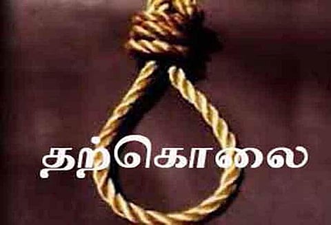நாங்குநேரி அருகே டாஸ்மாக் பார் ஊழியர் தூக்குப்போட்டு தற்கொலை