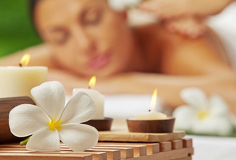 மசாஜ் சென்டர், அழகு நிலையங்கள் கண்டிப்பாக உரிமம் பெற வேண்டும் சட்டவிரோத செயல்களை தடுக்க சென்னை மாநகராட்சி நடவடிக்கை