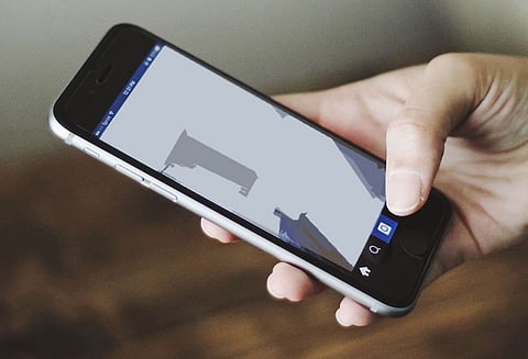 ‘ஸ்மார்ட் போன்’களும், பெற்றோர்களின் கடமையும்!