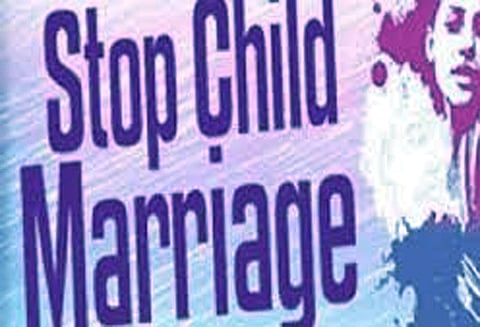 ஆம்பூரில் சிறுமி திருமணம் தடுத்து நிறுத்தம் அதிகாரிகள் நடவடிக்கை