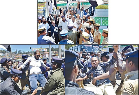 பொள்ளாச்சி பாலியல் விவகாரம்: ஊட்டியில் த.மு.மு.க.வினர் சாலை மறியல் 35 பேர் கைது