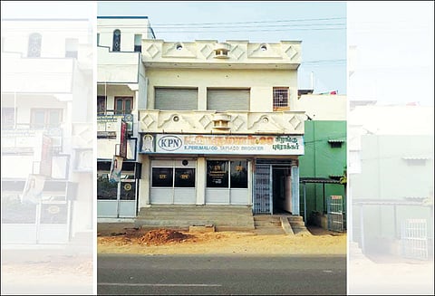 ஆத்தூரில் பட்டப்பகலில் துணிகரம் தனியார் நிறுவன ஊழியரை கட்டிப்போட்டு ரூ.3.30 லட்சம் கொள்ளை