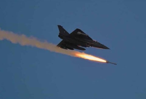 பாகிஸ்தான் தாக்குதல் நடத்தினால் விரட்டியடிக்க புதிய வெடிபொருட்களை வழங்க விமானப்படை கோரிக்கை