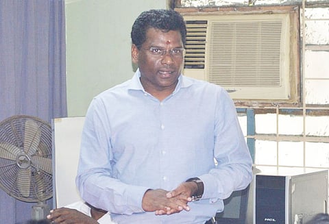 திருவண்ணாமலை, ஆரணி நாடாளுமன்ற தொகுதிகளில் தேர்தல் அலுவலர்களிடம் புகார் தெரிவிக்கலாம் கலெக்டர் தகவல்