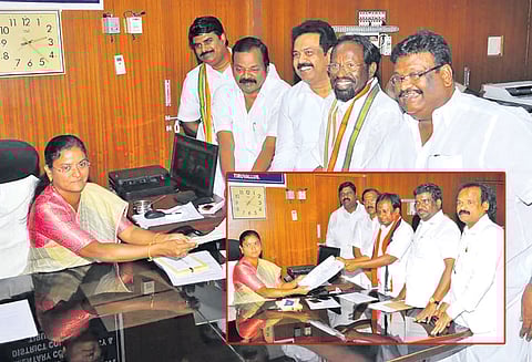 திருவள்ளூர் தொகுதியில் அ.தி.மு.க., காங்கிரஸ் வேட்பாளர்கள் வேட்புமனு தாக்கல்