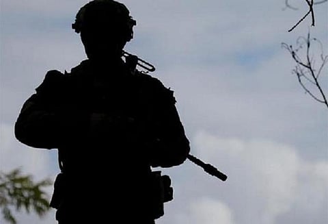 இந்திய எல்லைப்பகுதியில் பாகிஸ்தான் ராணுவம் பீரங்கி தாக்குதல்