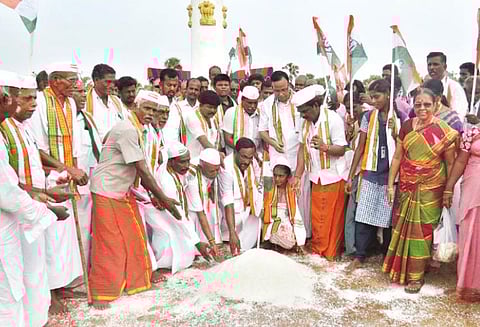 வேதாரண்யத்தில் உப்பு சத்தியாகிரக நினைவு தினம் அனுசரிப்பு