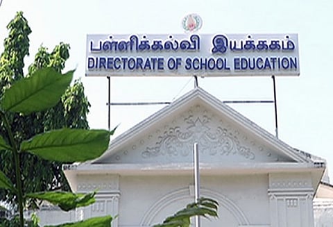 11, 12-ம் வகுப்பு பொதுத்தேர்வில் 2 மொழி பாடங்களுக்கு பதிலாக ஒரு மொழி பாடம் தமிழக அரசுக்கு, பள்ளி கல்வித்துறை பரிந்துரை