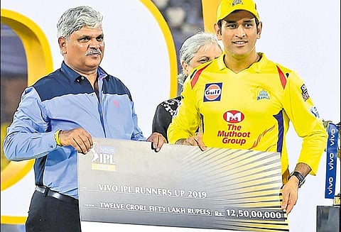 அடுத்த ஐ.பி.எல். போட்டியில் விளையாடுவேன் - டோனி நம்பிக்கை