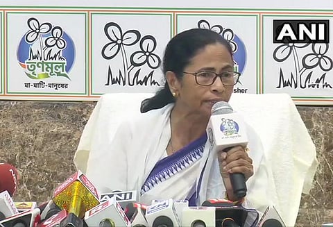 தேர்தல் ஆணையம் பா.ஜனதாவின் கட்டுப்பாட்டின் கீழ் செயல்படுகிறது - மம்தா காட்டம்