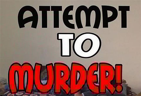 இண்டூர் அருகே மனைவியை கழுத்தை நெரித்து கொல்ல முயற்சி தொழிலாளிக்கு போலீசார் வலைவீச்சு