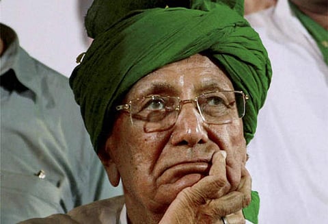 அரியானா முன்னாள் முதல்-மந்திரியின் ரூ.1.94 கோடி சொத்துகள் கைப்பற்றப்பட்டது அமலாக்கத்துறை நடவடிக்கை