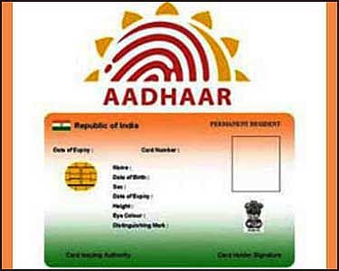 ஆதார் அட்டைக்காக உதவி மையம் திறப்பு கலெக்டர் சிவஞானம் தகவல்