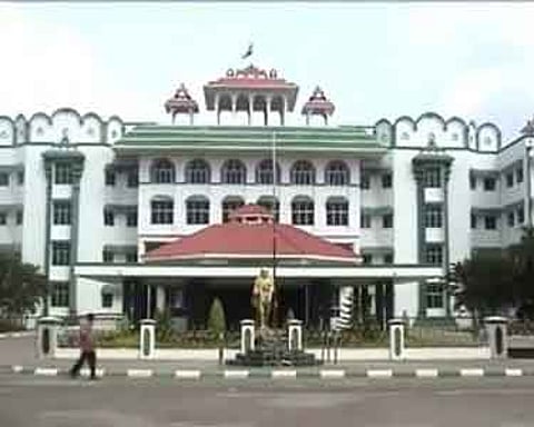 ஜெயலலிதா சொத்துகளை அரசுடைமை ஆக்க வேண்டும் மதுரை ஐகோர்ட்டில் இன்று வழக்கு விசாரணை