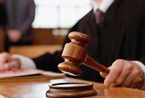 பயிர் காப்பீட்டு தொகையில் ரூ.65 லட்சம் கையாடல்; 3 பேருக்கு சிறை சி.பி.ஐ. சிறப்பு கோர்ட்டு தீர்ப்பு