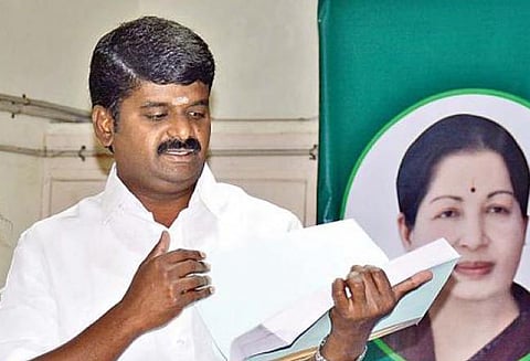 ஜெயலலிதாவுக்கு சிகிச்சை ஓ.பன்னீர்செல்வம்தான் எல்லா முடிவையும் எடுத்தார் அமைச்சர் விஜயபாஸ்கர் அறிக்கை