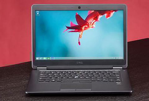 மனைவிக்கு தெரியாமல் படுக்கையறை காட்சியை வெளியிட்ட என்ஜினீயர் கைது லேப்–டாப் மூலம் இணையதளத்தில் நேரடியாக ஒளிபரப்பினார்