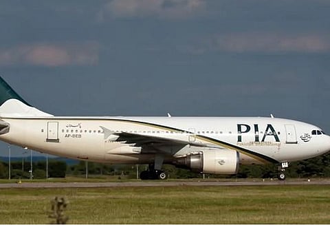 மே 11 முதல் மும்பை -கராச்சி விமான சேவையை நிறுத்த பாகிஸ்தான் ஏர்லைன்ஸ் முடிவு