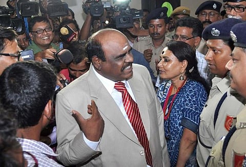 நீதிபதி கர்ணன் எங்கே? இருக்குமிடம் தெரியாமல் கொல்கத்தா போலீஸ் திணறல், தமிழகம் திரும்புகிறது