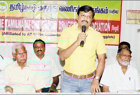 ஆன்லைன் விற்பனைக்கு எதிர்ப்பு தெரிவித்து வணிகர்கள் 30-ந் தேதி கடையடைப்பு போராட்டம்