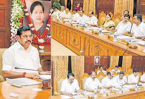 எடப்பாடி பழனிசாமி தலைமையில் அமைச்சரவை கூட்டம்: சரக்கு சேவை வரியை நடைமுறைப்படுத்துவது பற்றி விவாதம்