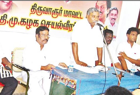 கருணாநிதி பிறந்த நாளை முன்னிட்டு ஏழை மக்களுக்கு நல உதவிகள் வழங்க வேண்டும்