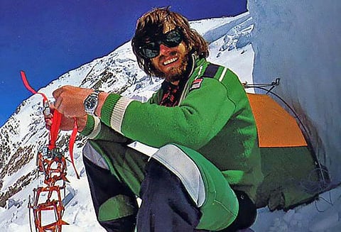 பிராணவாயு உருளைகளின்றி எவெரெஸ்ட் சிகரம் ஏறி இராணுவ வீரர்கள் சாதனை