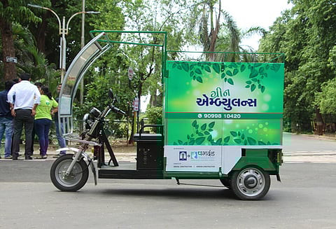 வதோதரா நகரை சுத்தமாக வைக்க 40 மின் ரிக்ஷாக்கள் அறிமுகம்