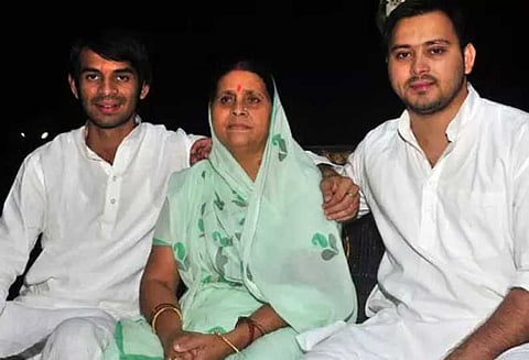 தியேட்டர்கள் மற்றும் மால்களுக்கு செல்லாத மருமகள் வேண்டும் மகன்களுக்கு பெண் தேடும் ராப்ரி தேவி