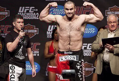 குத்துச் சண்டை போட்டியின் போது முன்னாள் சாம்பியன் மரணம்