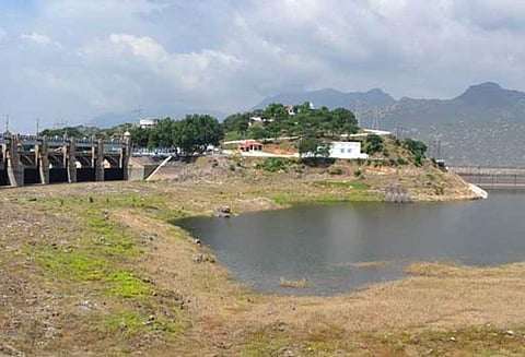 மேட்டூர் அணை நீர்மட்டம் 22 அடியாக குறைந்தது