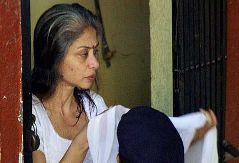 சக கைதி அடித்துக்கொல்லப்பட்ட சம்பவம்: சாட்சியம் அளிக்க விரும்புவதாக இந்திராணி முகர்ஜி நீதிமன்றத்தில் தகவல்