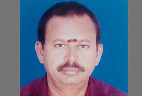 ஈரோடு அருகே சொத்து தகராறில் தந்தை-பாட்டி சுட்டுக்கொலை வாலிபர் வெறிச்செயல்