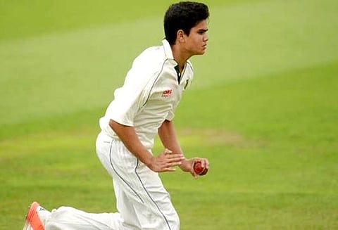 பயிற்சியின் போது அர்ஜுன் டெண்டுல்கர் வீசிய யார்க்கரால் இங்கிலாந்து பேட்ஸ்மேன் காயம்