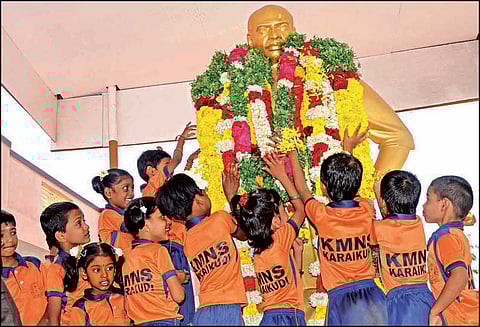 பள்ளிகளில் காமராஜர் பிறந்தநாள் விழா கொண்டாட்டம்