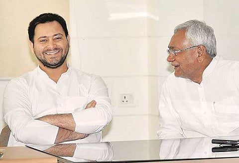 பிகார்: அமைச்சரவை கூட்டத்தில் தேஜஸ்வி பங்கேற்பு