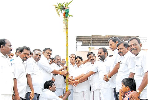 பெங்களூரு சிறை ஊழல் பற்றி சி.பி.ஐ. விசாரணை நடத்த வேண்டும்